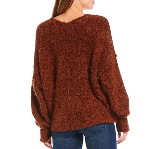 Free People Icing Pullover Sweater S Brown V Neck Eyelash Knit Fluffy Slouchy - Picture 7 of 16